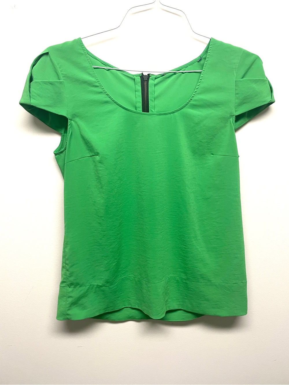 Zara Kelly Green Scoop Neck Short Sleeve Top